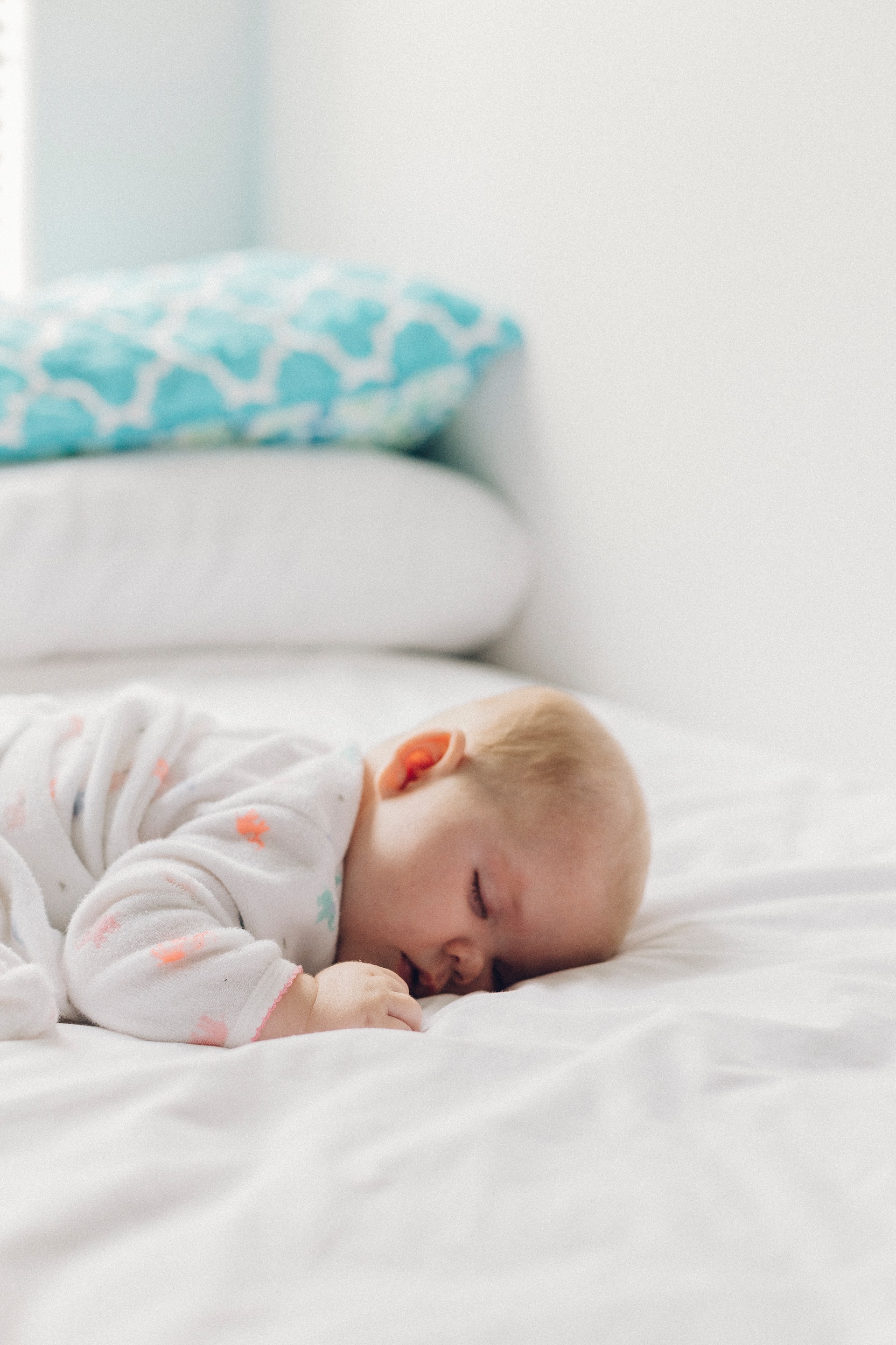 Materasso - spánek dle věku, novorozenci spí až 17 hodin denně.